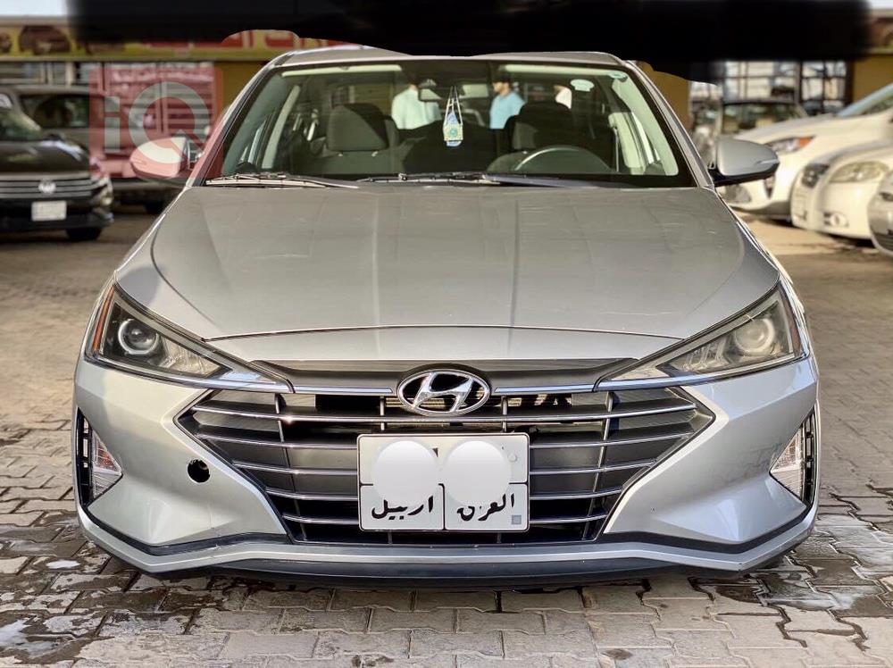 هیوندای ئەلەنترا